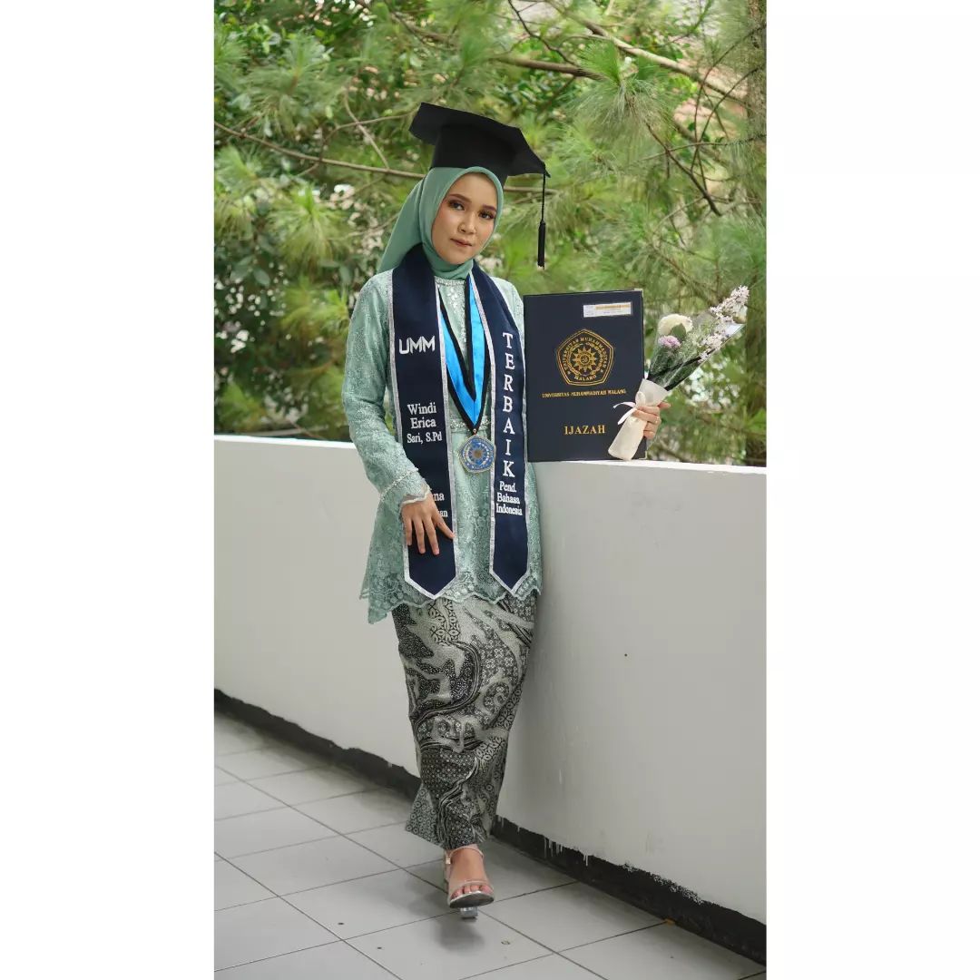Windi Erica Sari Sukses Menjadi Wisudawan Terbaik Prodi Pendidikan Bahasa Indonesia FKIP UMM
