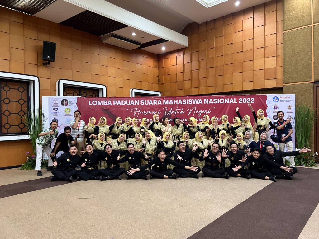 Membanggakan! Nur Hidayah Alifiani Mahasiswa PBI dengan Segudang Prestasi