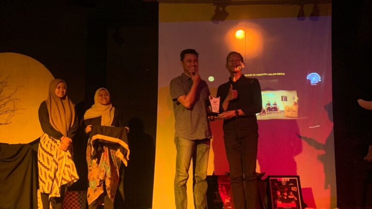 Puncak Penganugerahan Pentas Teater Penyutradaraan: Mahasiswa Raih Prestasi dan Banjir Apresiasi