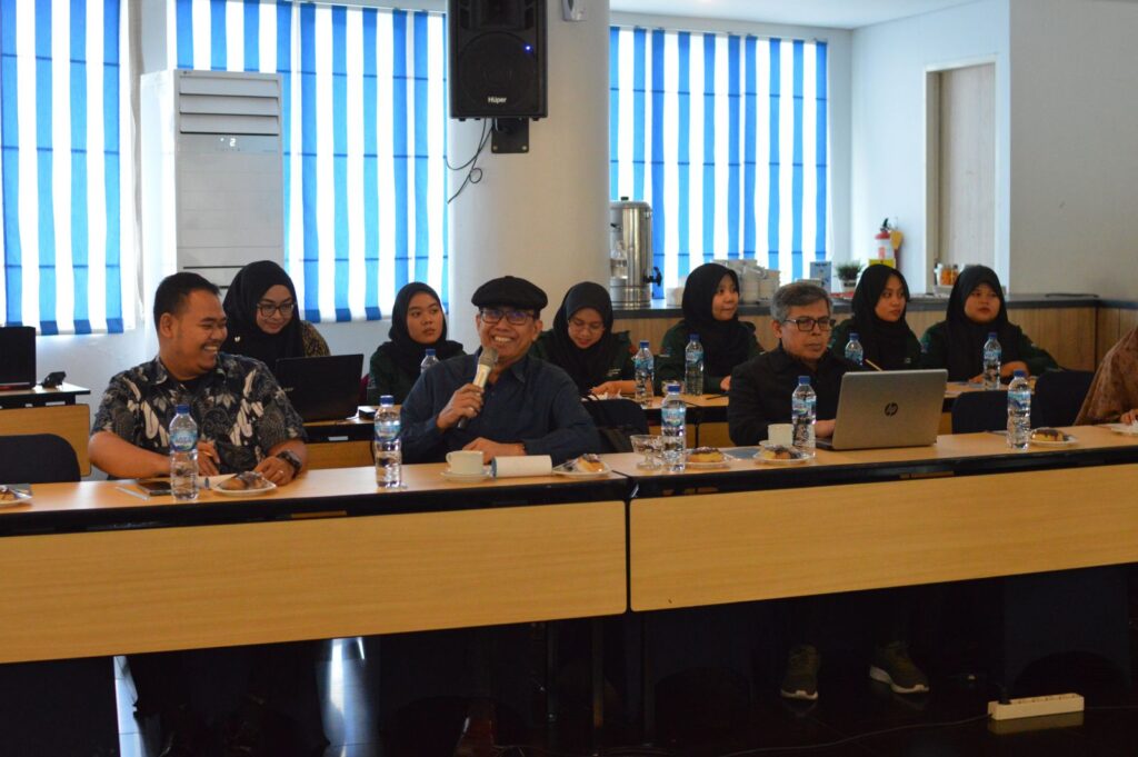 Pelepasan dan Pembekalan Mahasiswa CoE Entrepreneur Perbukuan Batch II Prodi PBI FKIP UMM