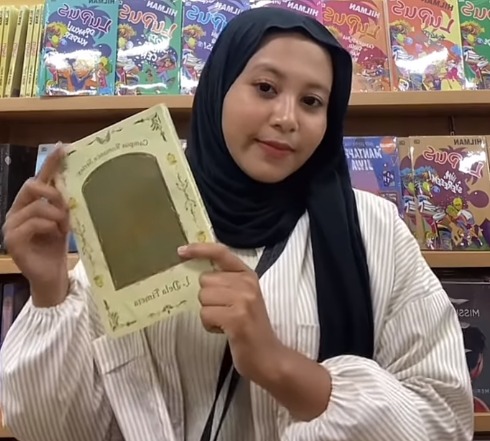 Eldela Fimeta, Mahasiswa Baru Prodi PBI FKIP UMM Terbitkan Novel