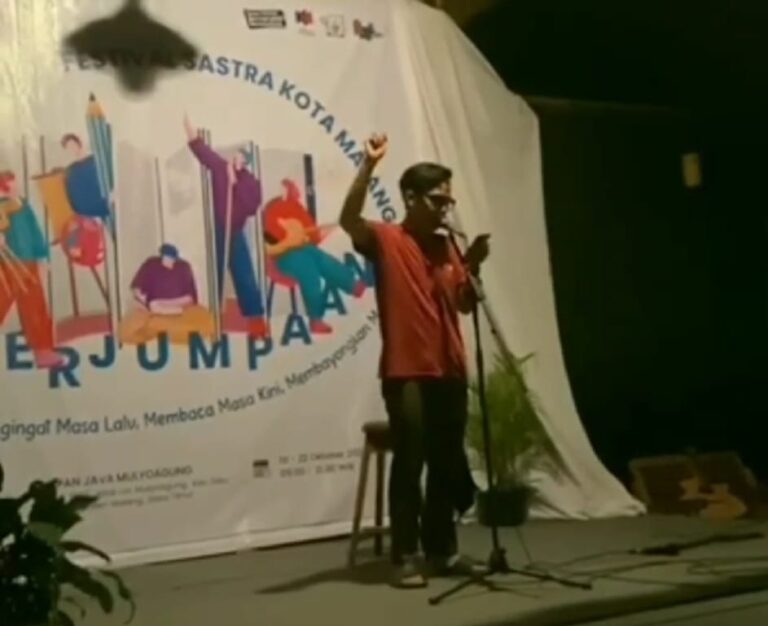 Students from the PBI FKIP UMM Study Program also participated in the Malang City Literature Festival