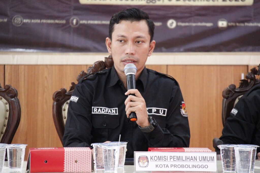 Radfan Faisal, Alumni Prodi Pendidikan Bahasa Indonesia FKIP UMM, Menjabat sebagai Ketua KPU Kota Probolinggo dan Menjadi Inspirasi