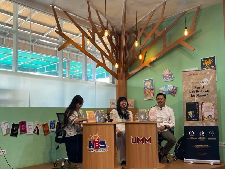Adakan Bedah Buku Mari Pergi Lebih Jauh dan Di Tanah Lada Karya Ziggy Zesyazeoviennazabrizkie, Penerbit KPG Gandeng Dosen PBI FKIP UMM