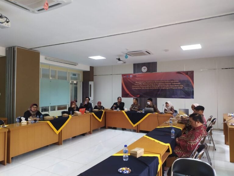 Sarasehan Kunjungan Kerja Sama PBSI UAD: Berbagi Pengalaman dan Tips Menulis Artikel Ilmiah dari Prodi PBI FKIP UMM